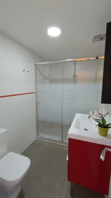 Precioso Apartamento Frente A La Playa Torre Del Mar Zewnętrze zdjęcie