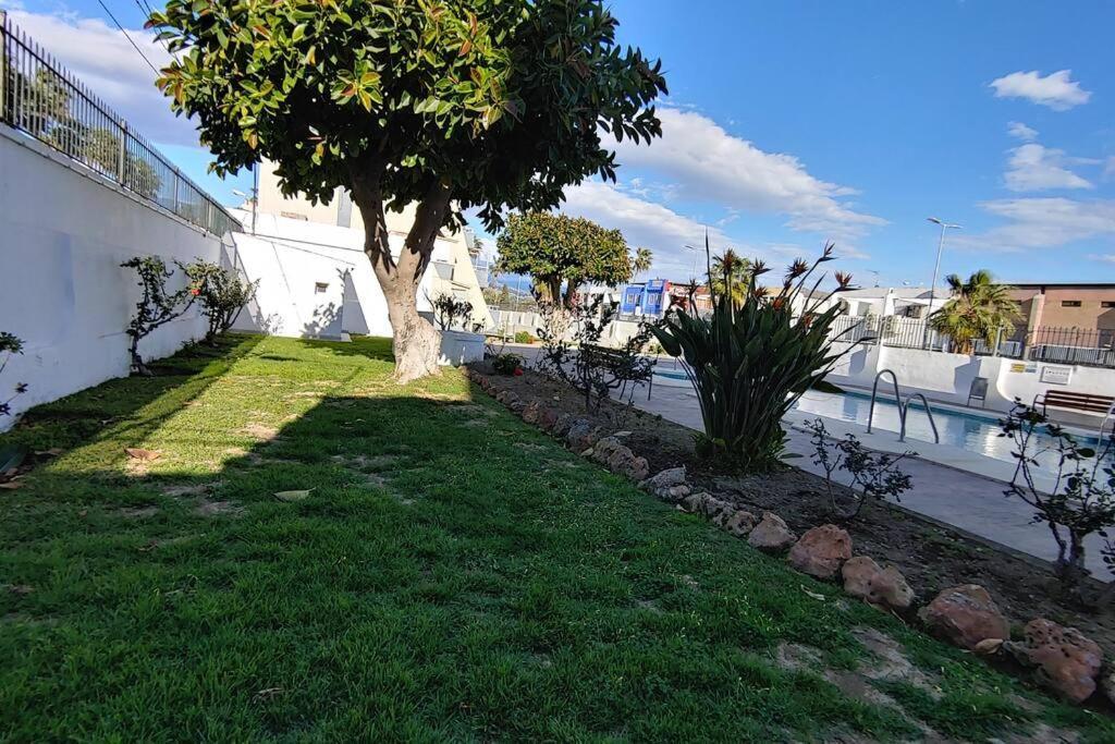 Precioso Apartamento Frente A La Playa Torre Del Mar Zewnętrze zdjęcie