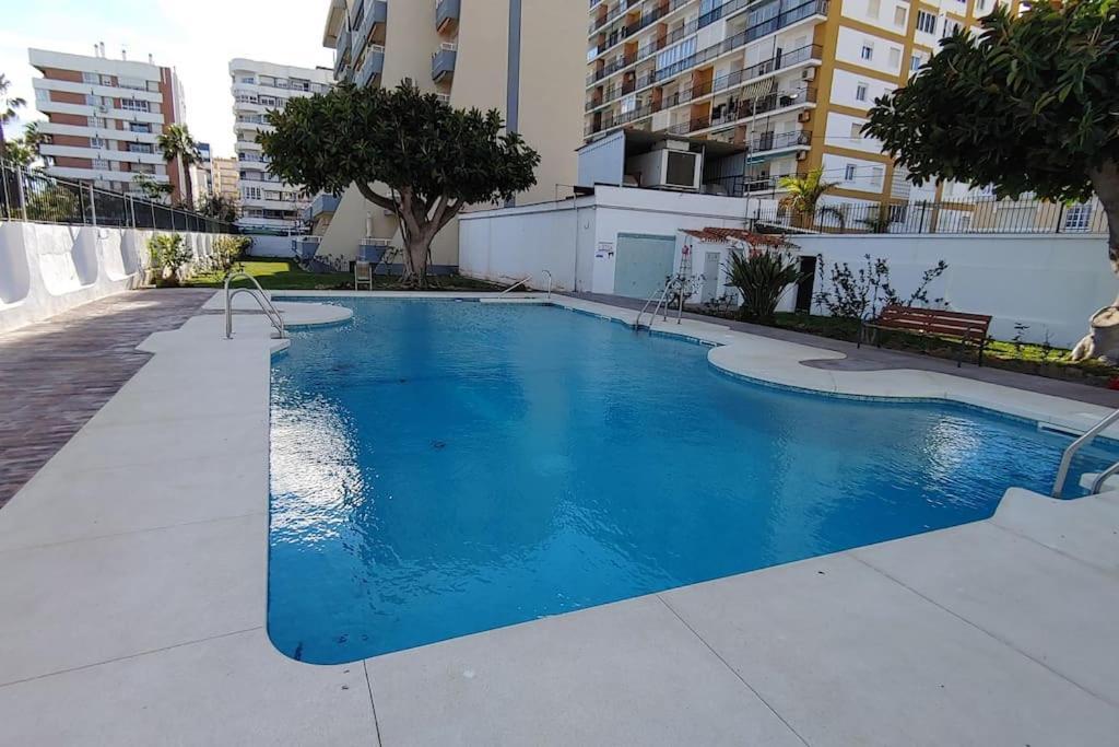 Precioso Apartamento Frente A La Playa Torre Del Mar Zewnętrze zdjęcie